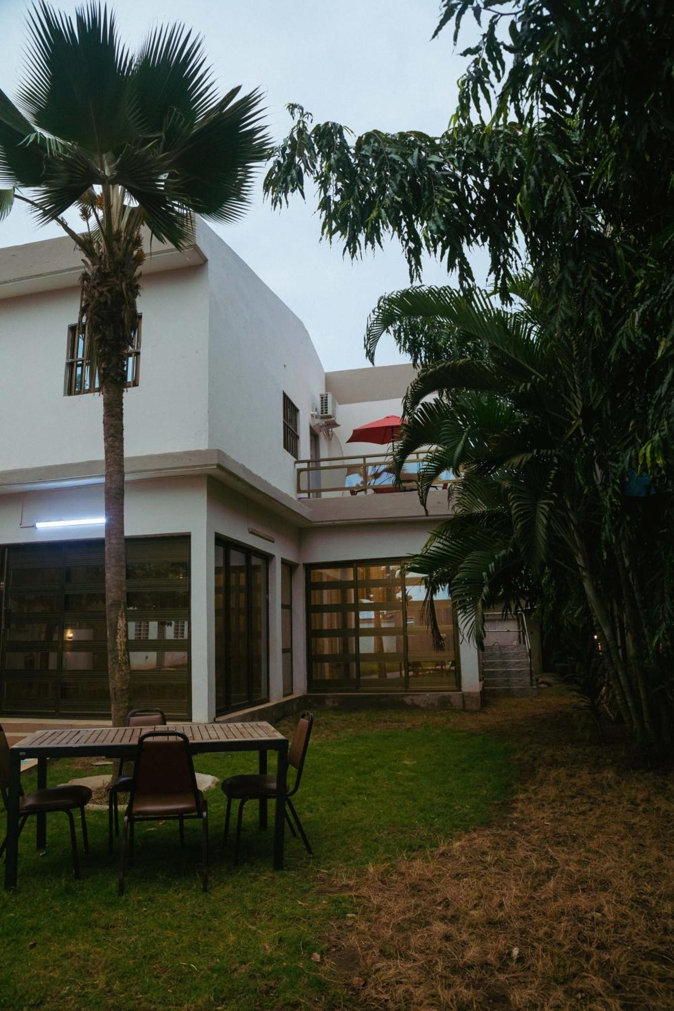 Studio Residence Condominium Λομέ Εξωτερικό φωτογραφία